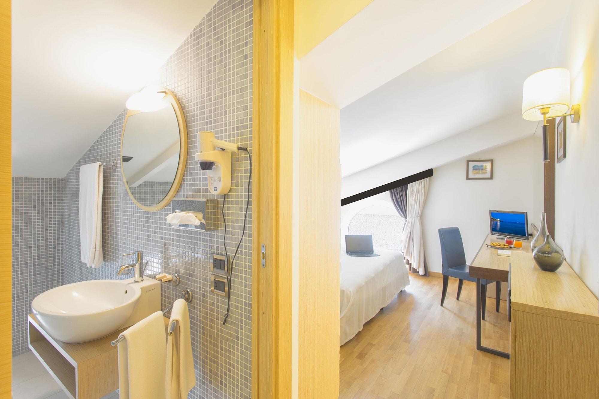 Virgilio Grand Hotel Sperlonga Ngoại thất bức ảnh