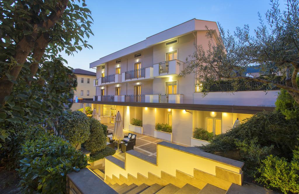 Virgilio Grand Hotel Sperlonga Ngoại thất bức ảnh